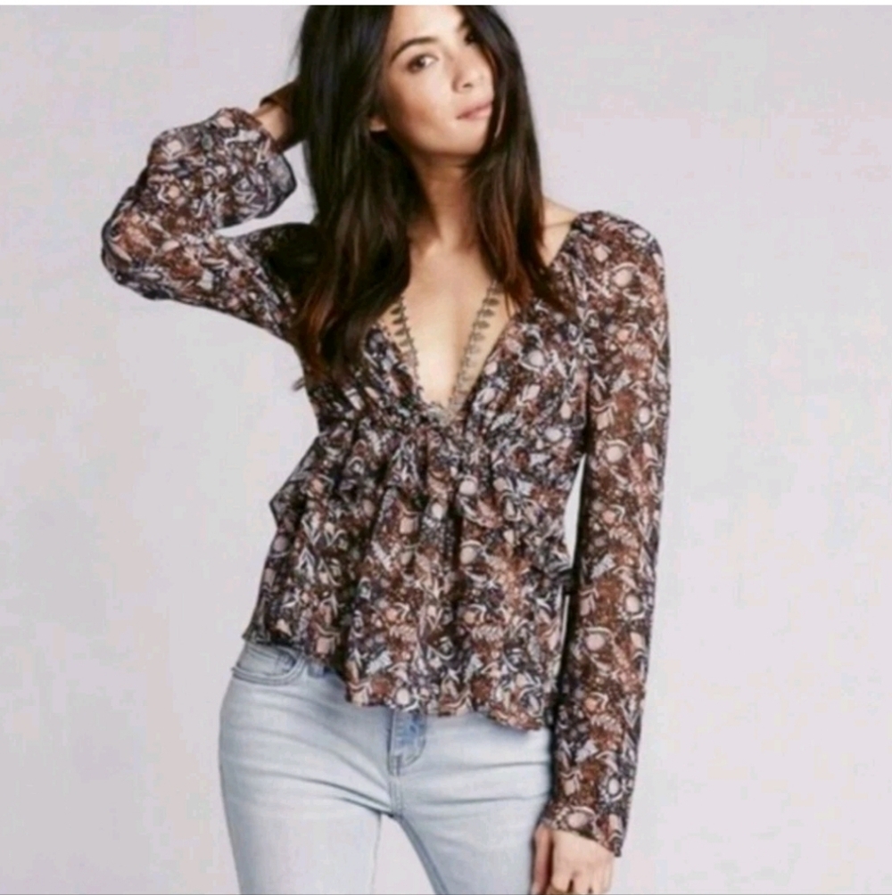 New Free People Uptown Floral Flare Sleeve V Neck Tiered Ruffle Blouse